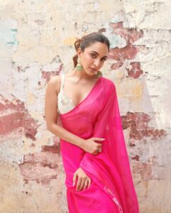 Kiara Advani Visits 'TKSS' In A Rs. 42K Fuchsia Pink Saree